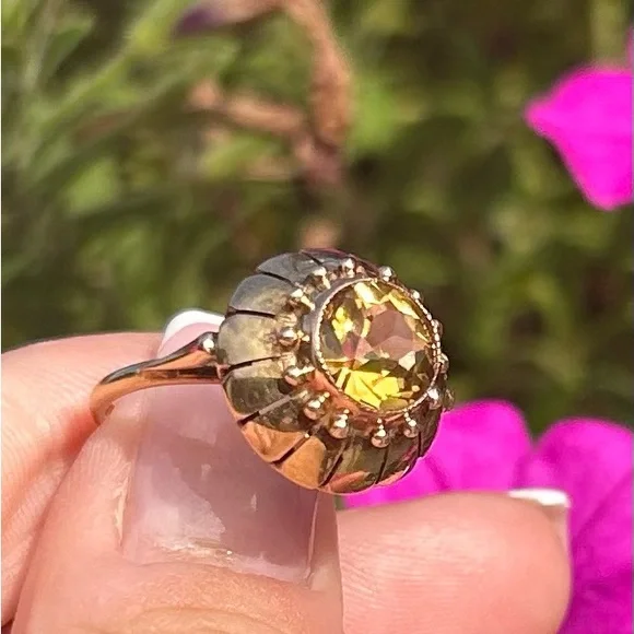 Antique/Vintage 14k Citrine Ring - Picture 4 of 16